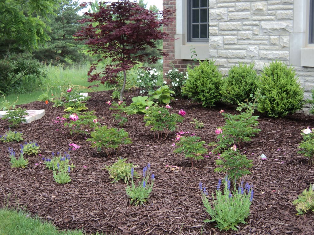 How Much Mulch Do I Need For My Residential Landscape