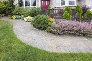 Front Yard Garden Curve Paver Path